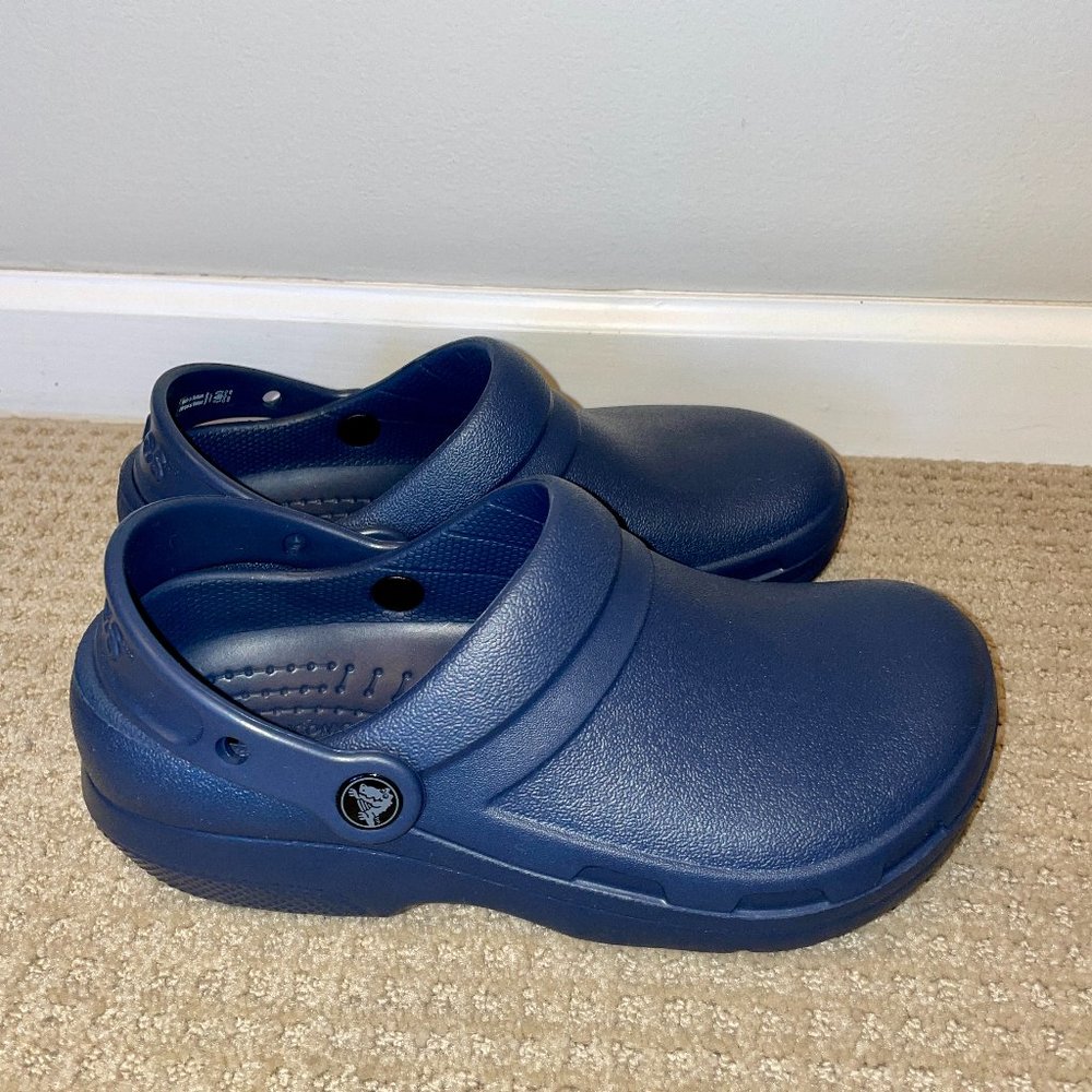 Crocs Specialist II Clogs - Brand New
